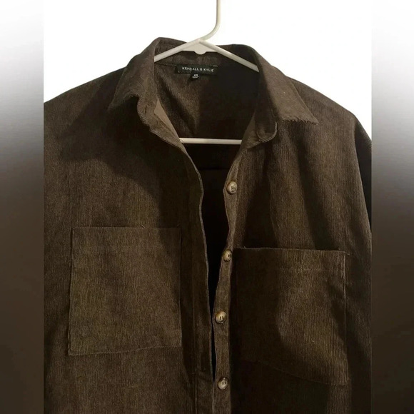 Kendall & Kylie Button Down shirt - Size XS - Picture 3 of 3
